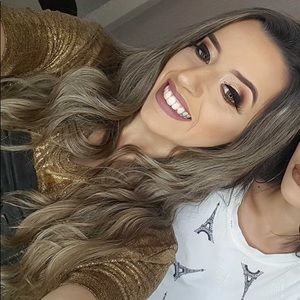 Meet your Posher, Luiza